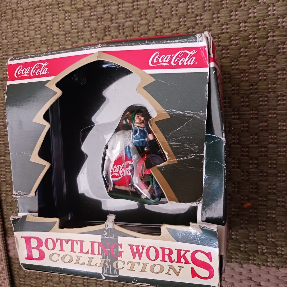Coca-Cola Bottleworks collection ornament, polar bear